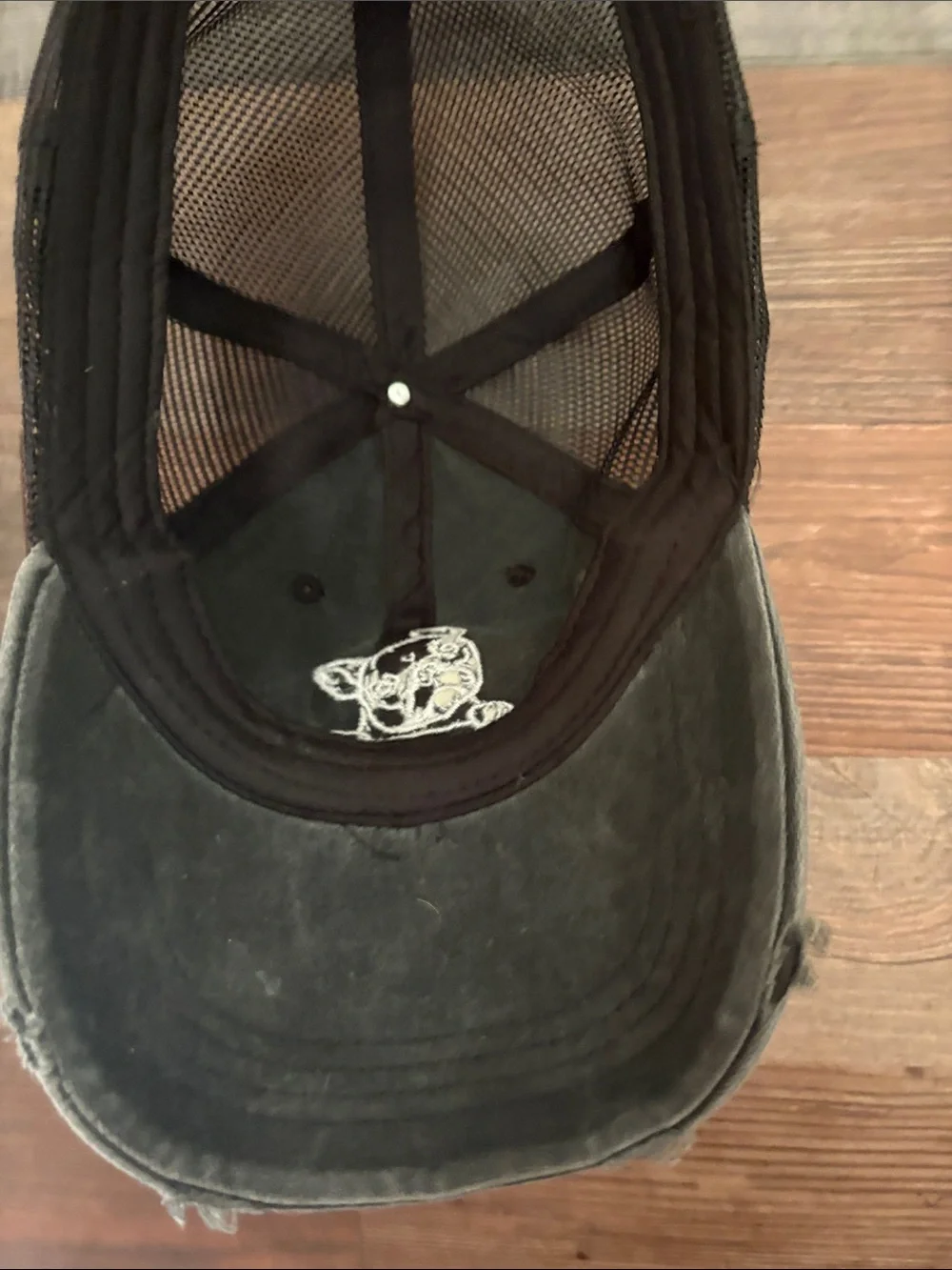 Black Washed Trucker Hat with White French Bulldog Embroidery - Picture 5 of 5